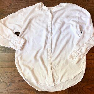 Lou & Grey Long Sleeve Collarless Button Up Tunic Top in White Size M